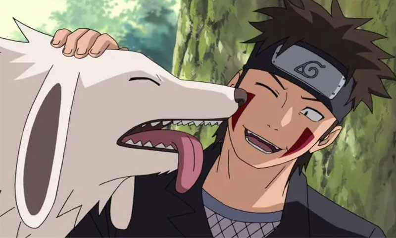 Akamaru, nhẫn khuyển trung thành của Kiba trong Naruto
